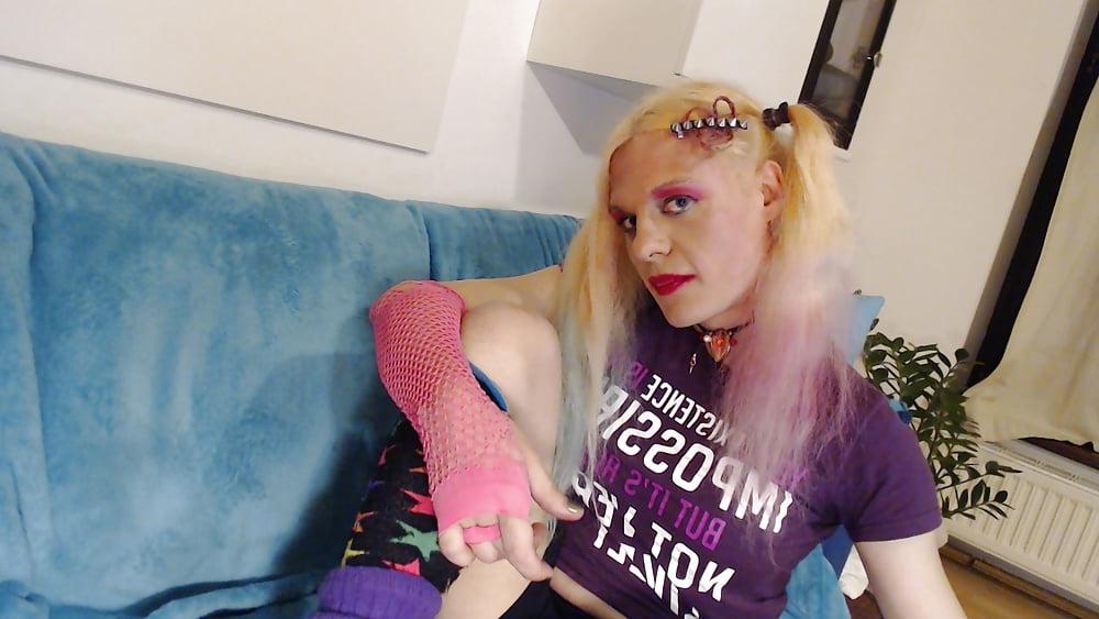 25P The making of Bimbo Barbie Brandynette