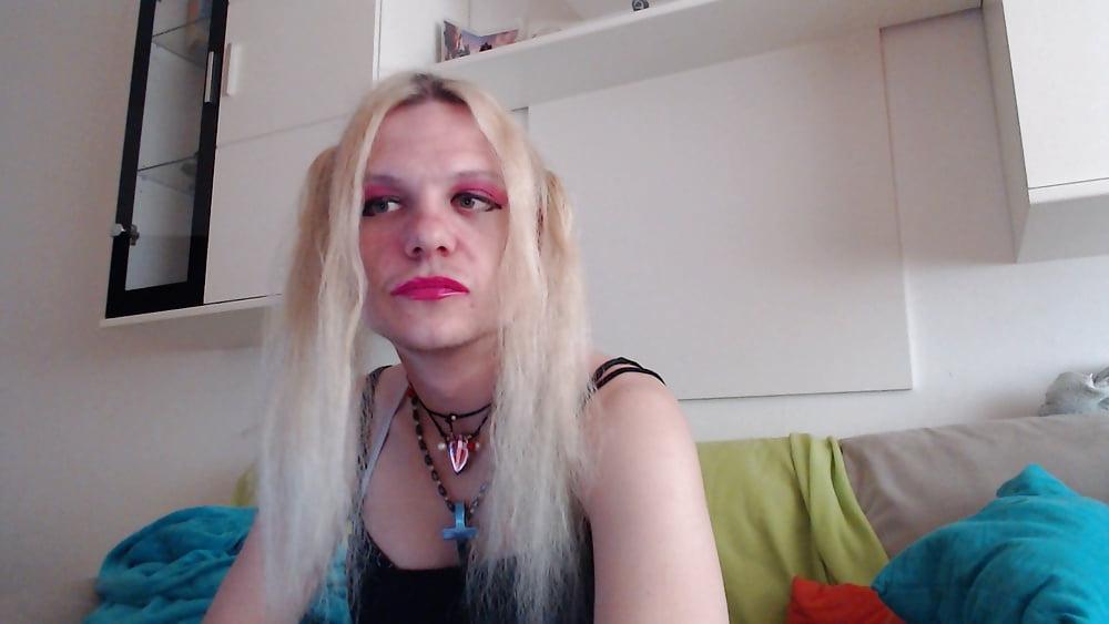 25P The making of Bimbo Barbie Brandynette