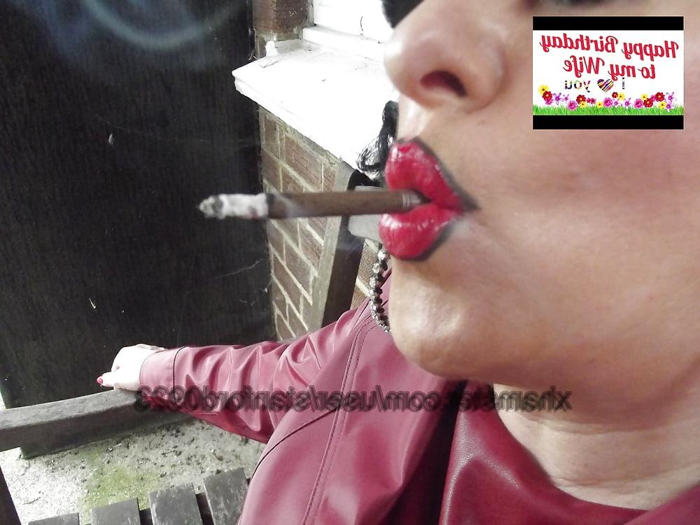 25P HAPPY BIRTHDAY WIFE  SLUT I LOVE YOU