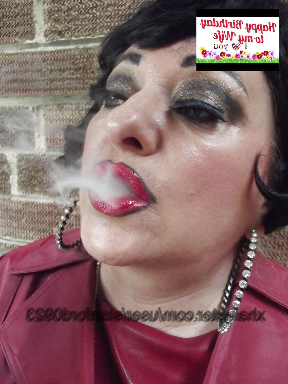 25P HAPPY BIRTHDAY WIFE  SLUT I LOVE YOU
