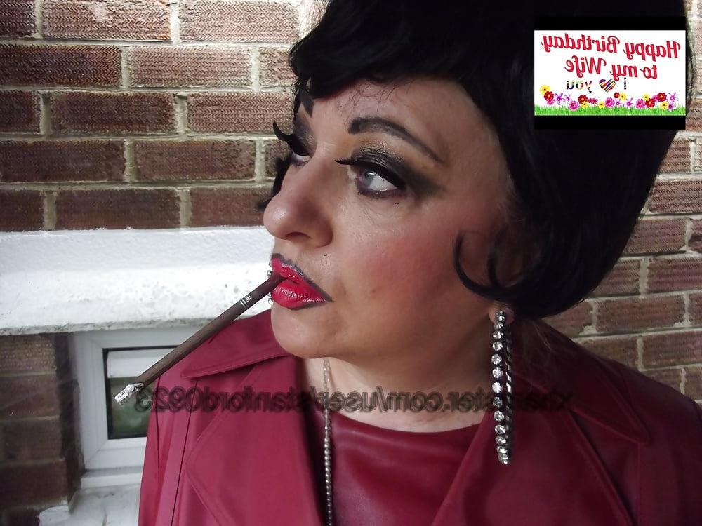 25P HAPPY BIRTHDAY WIFE  SLUT I LOVE YOU