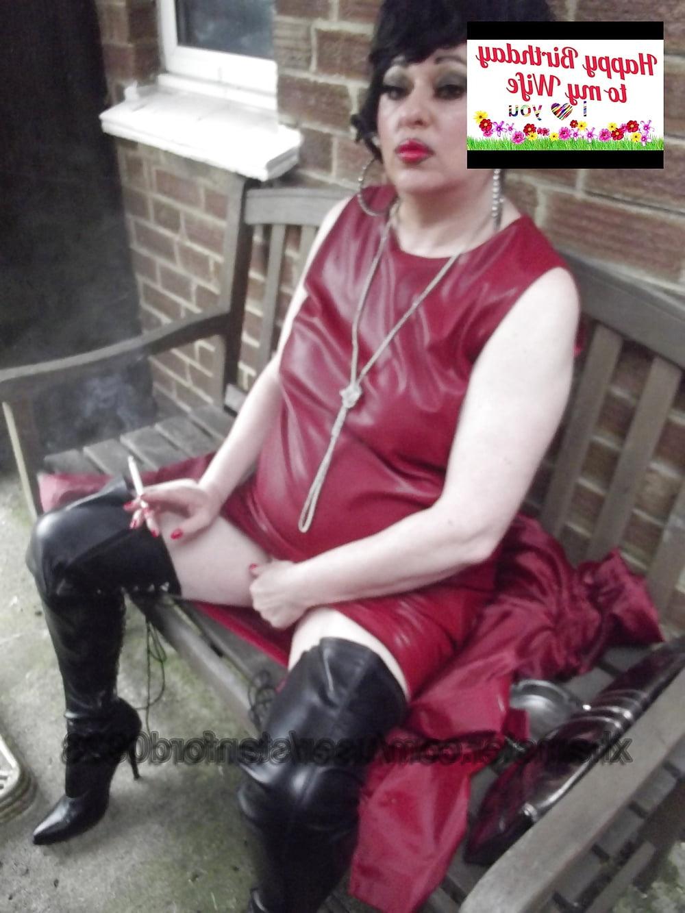 25P HAPPY BIRTHDAY WIFE  SLUT I LOVE YOU
