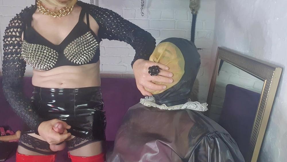 8P In Mistress Jane's Cellar