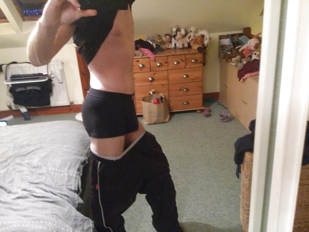 25P New Mirror Selfies 20th Dec 2015 ( non erect cock )