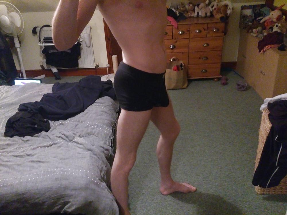 25P New Mirror Selfies 20th Dec 2015 ( non erect cock )