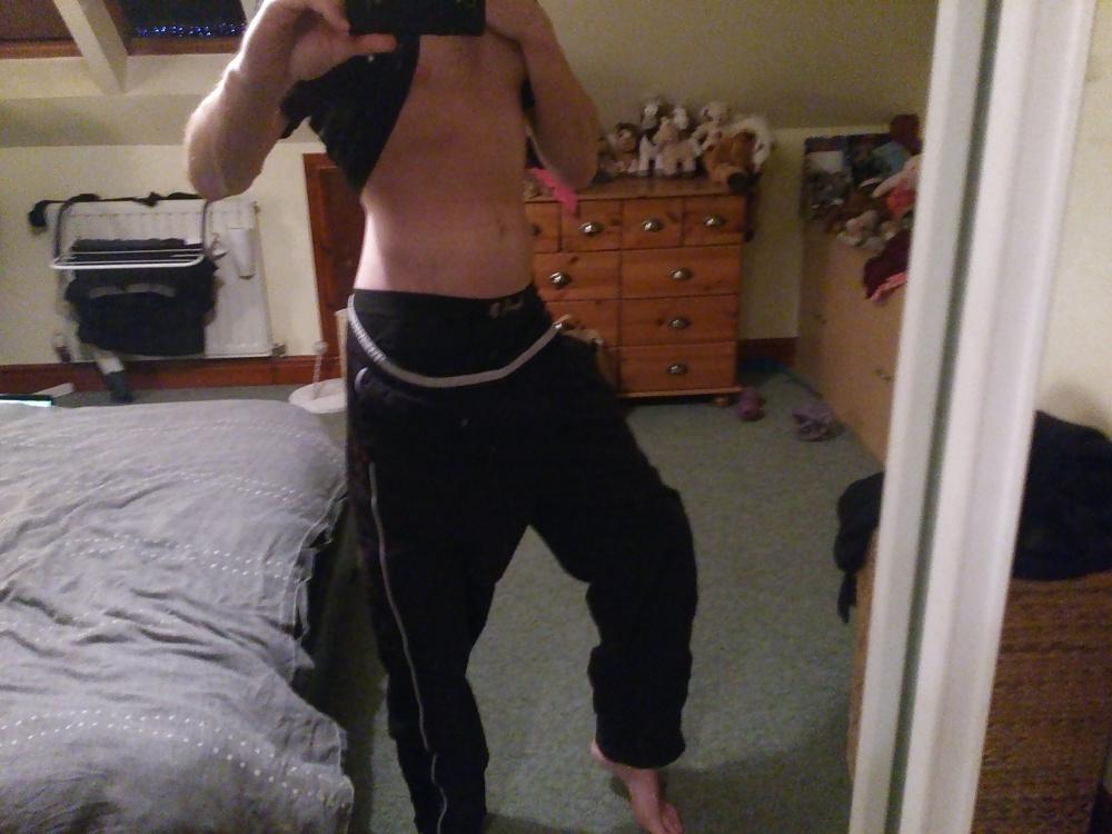 25P New Mirror Selfies 20th Dec 2015 ( non erect cock )