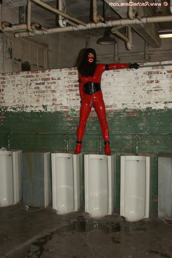 25P Men's Bathroom