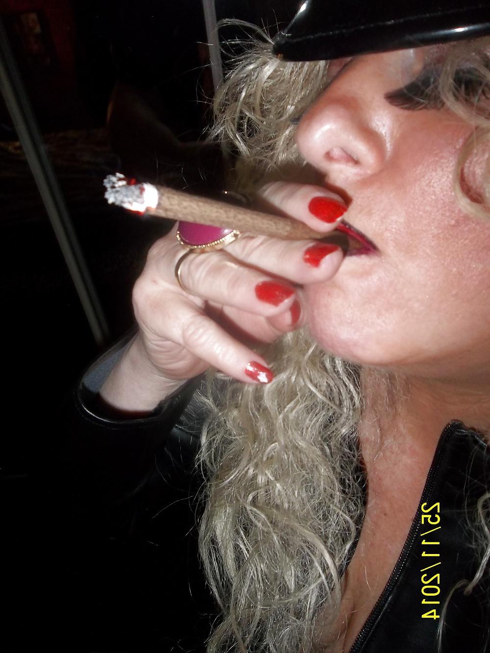 25P MISTRESS ST MORITZ OR MORE SLAVES PT 2