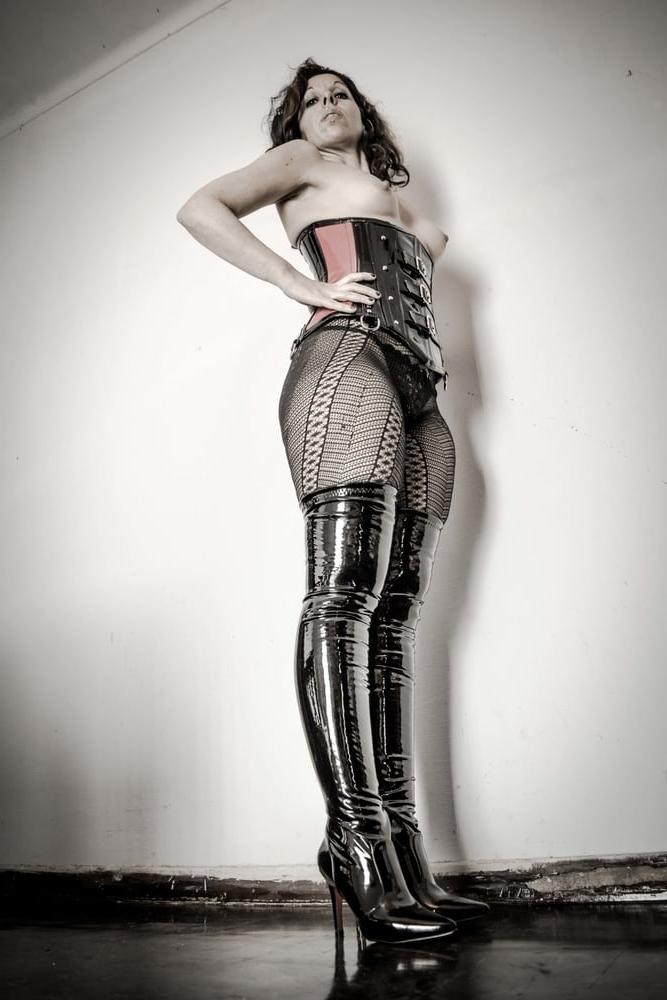 20P Mistress