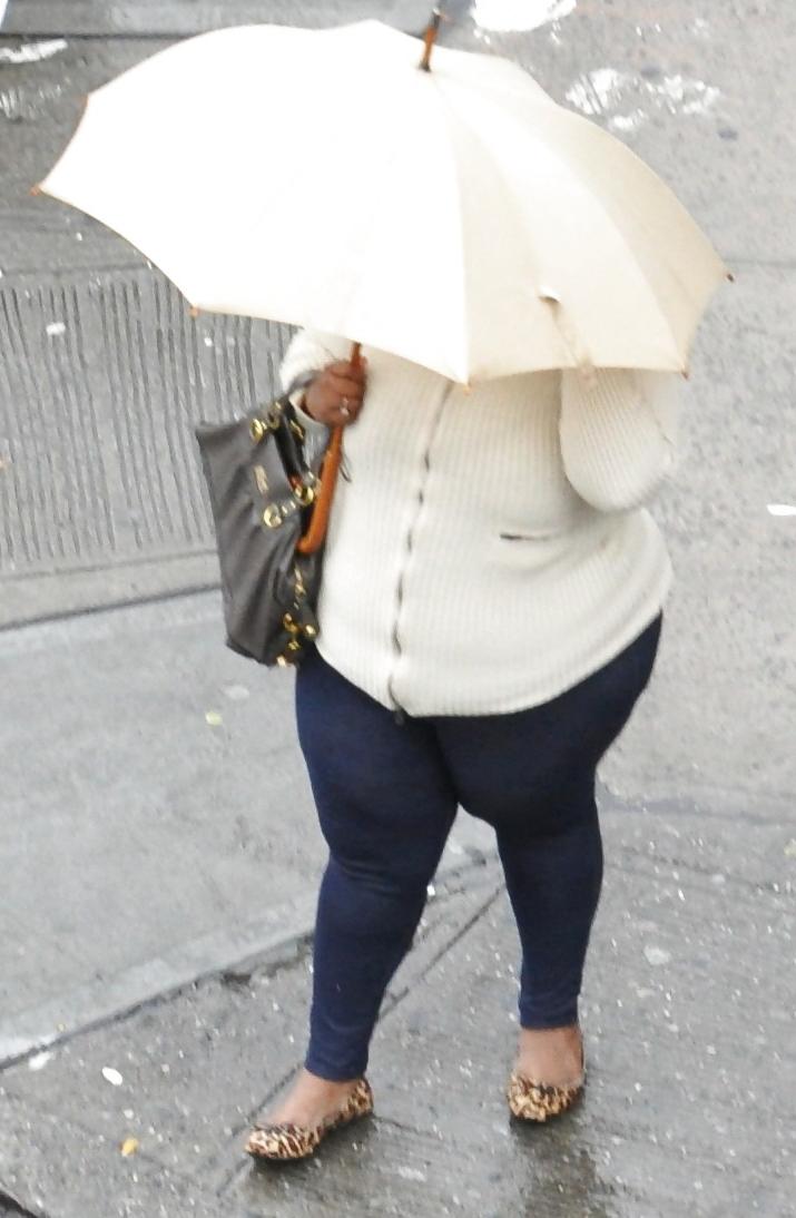 9P Harlem Girls in the Heat 466 New York Big Thick Girl