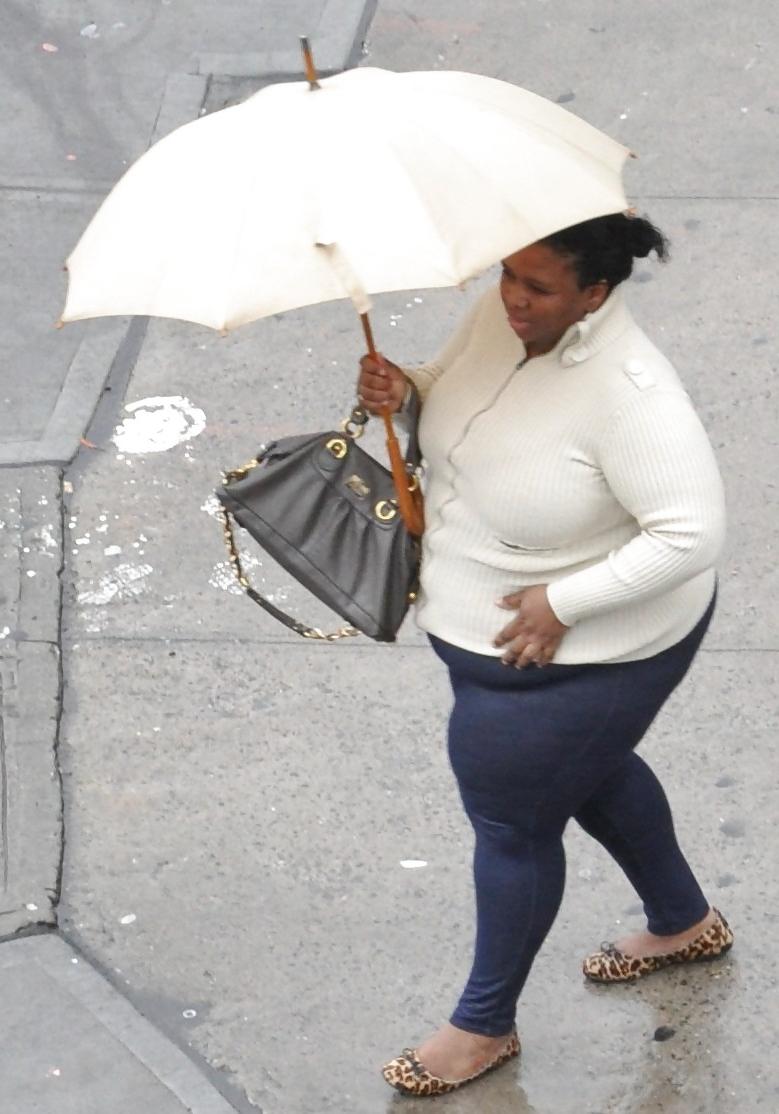 9P Harlem Girls in the Heat 466 New York Big Thick Girl
