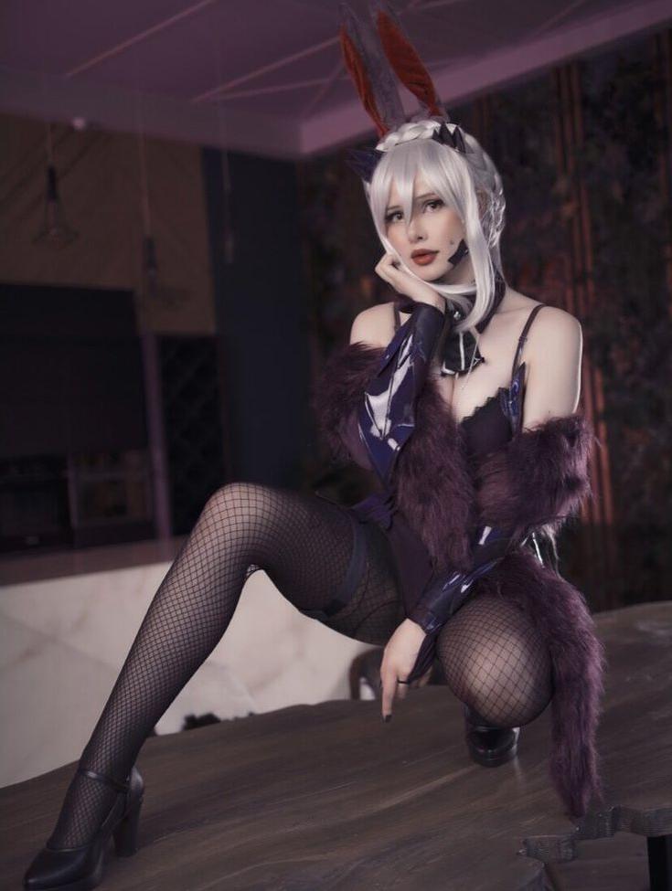 25P Fraulein Milk nude