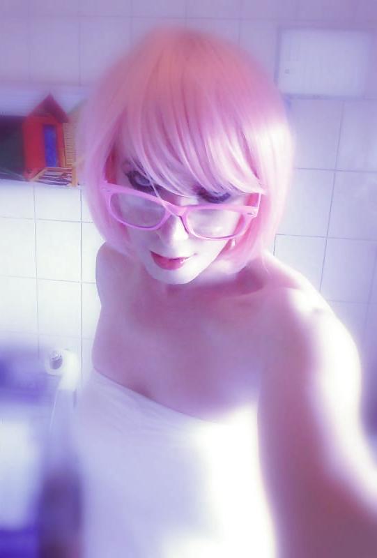 18P Pretty Kitty Cheerleader face pics 1