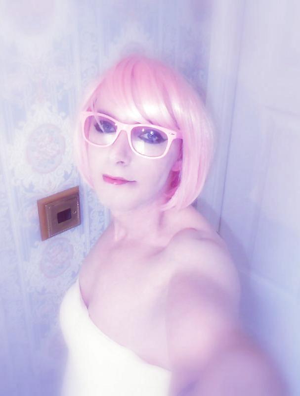 18P Pretty Kitty Cheerleader face pics 1