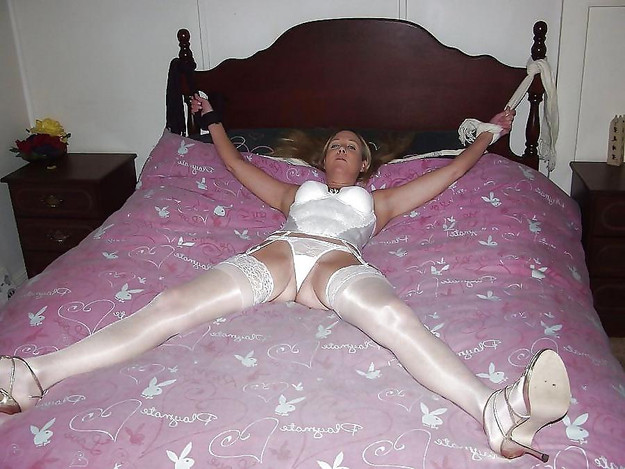 25P Tied Up + Spanking In Panties 