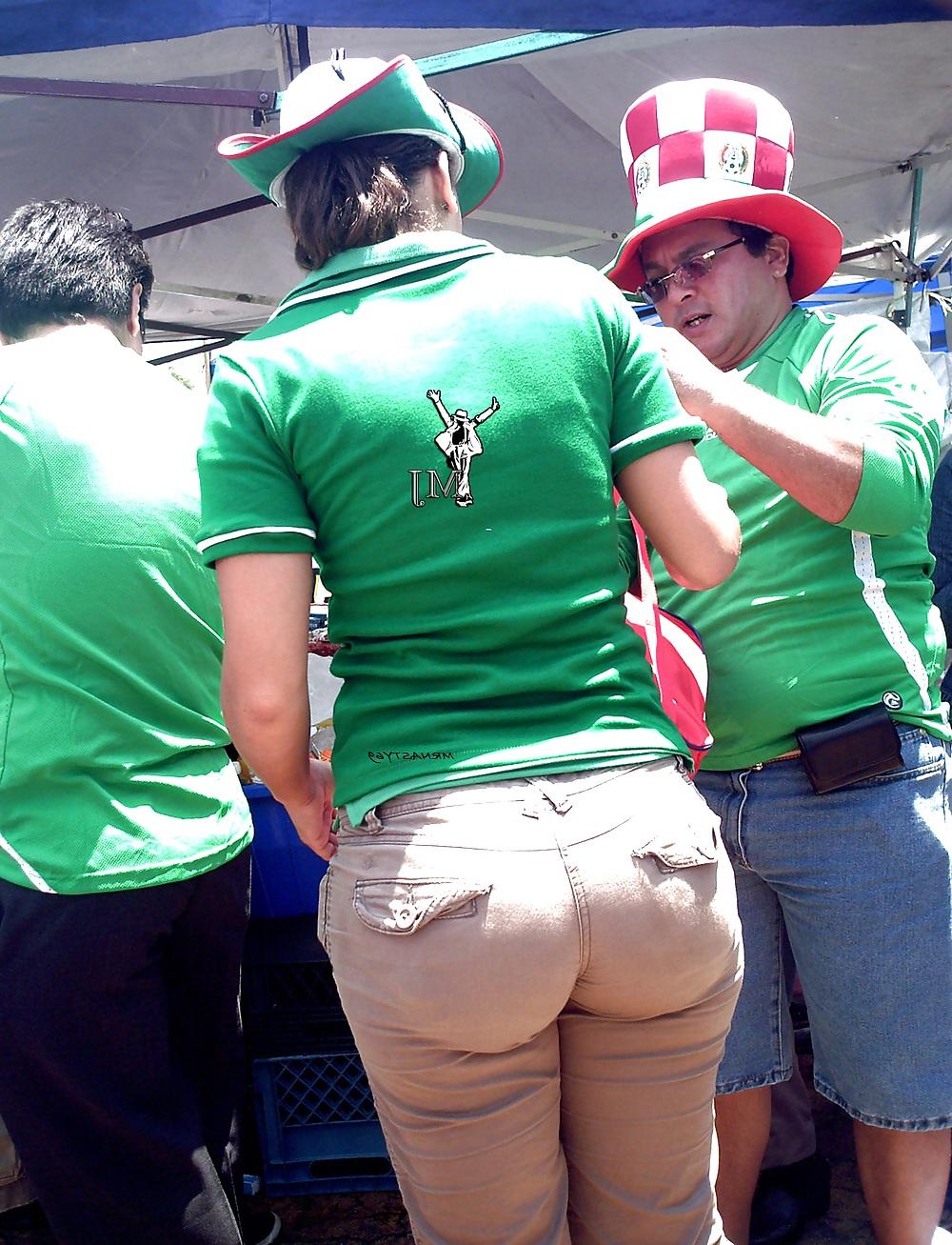 25P Wife In Tight Jeans #19