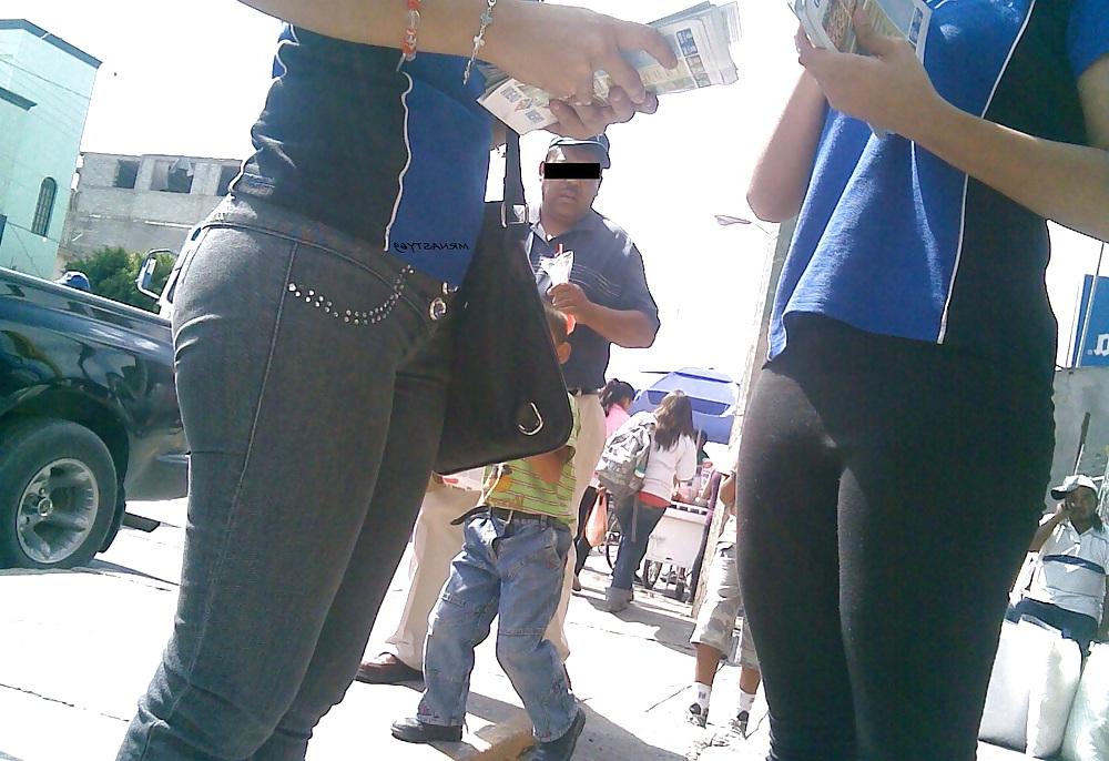 25P Wife In Tight Jeans #19