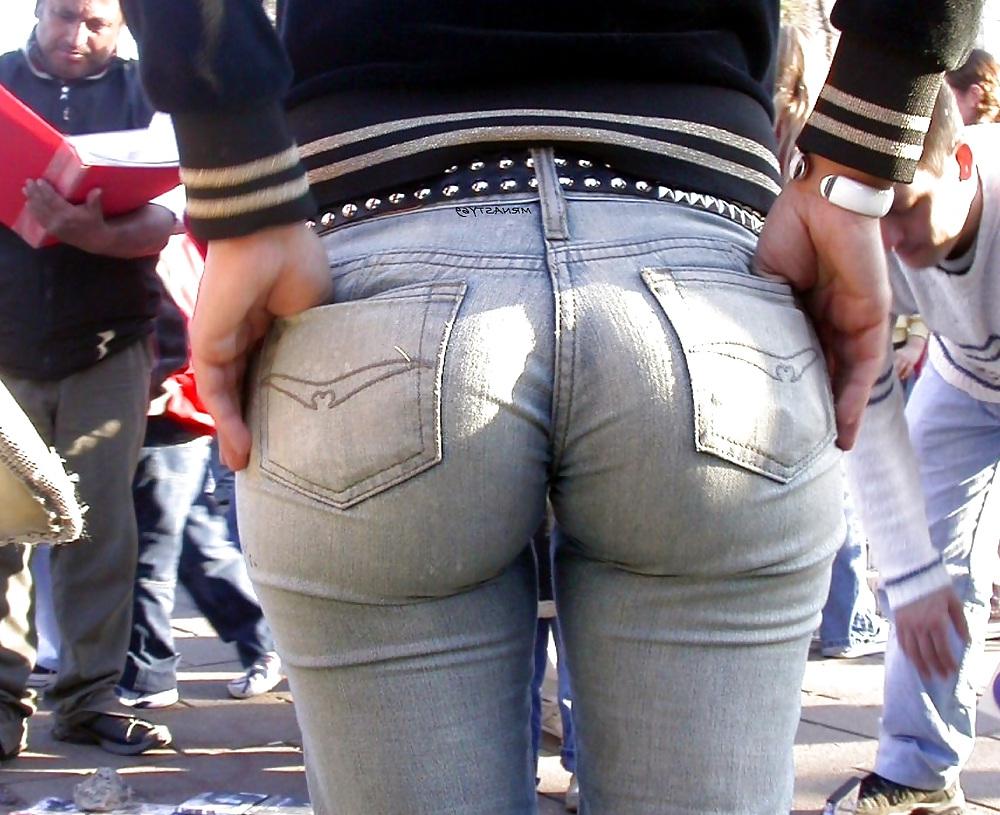 25P Frau in engen Jeans #20