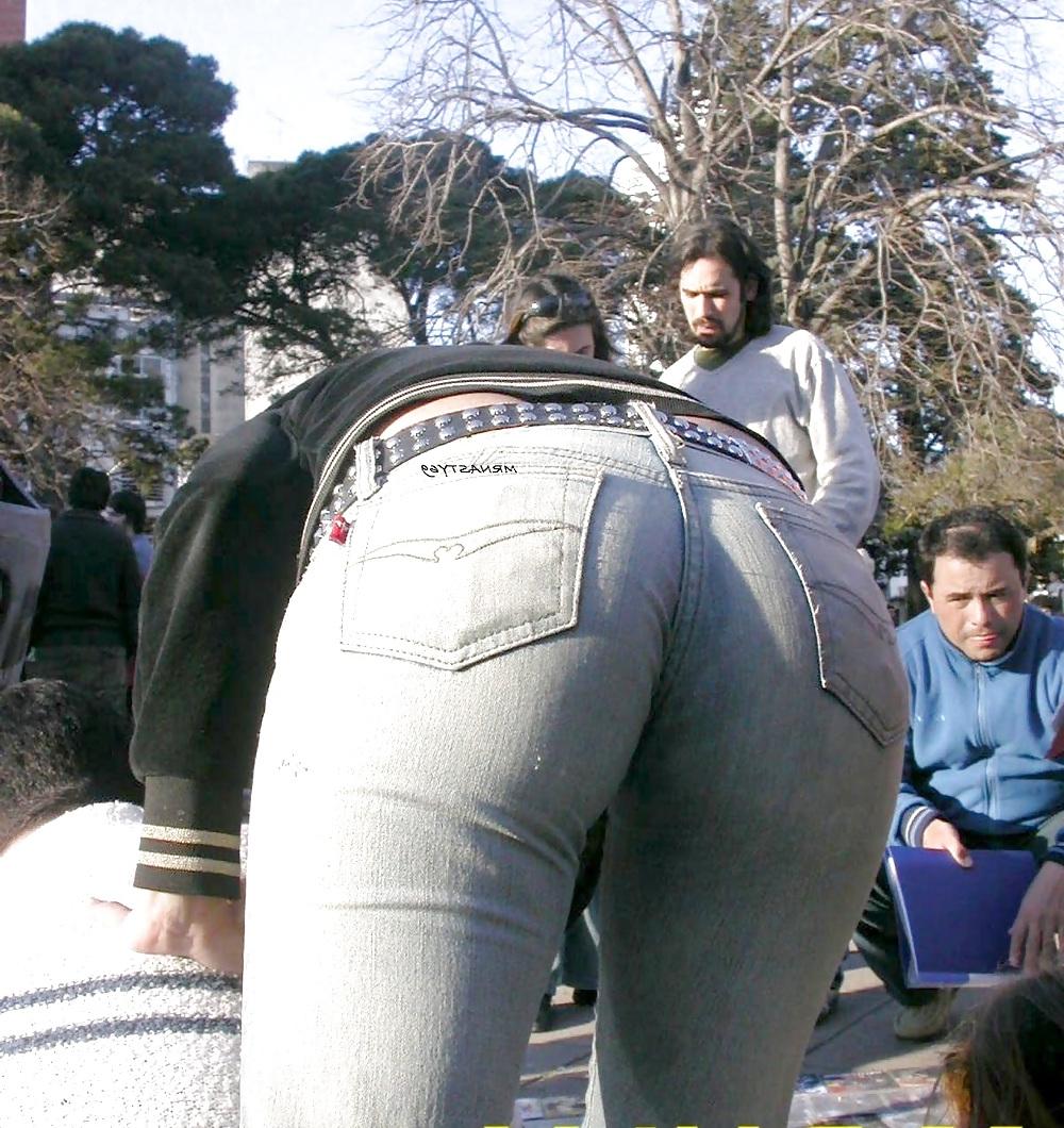 25P Frau in engen Jeans #20