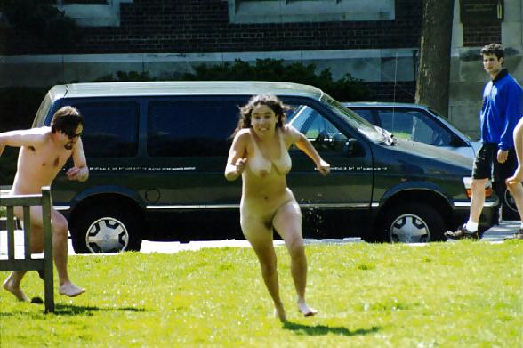 25P Public Nudity 