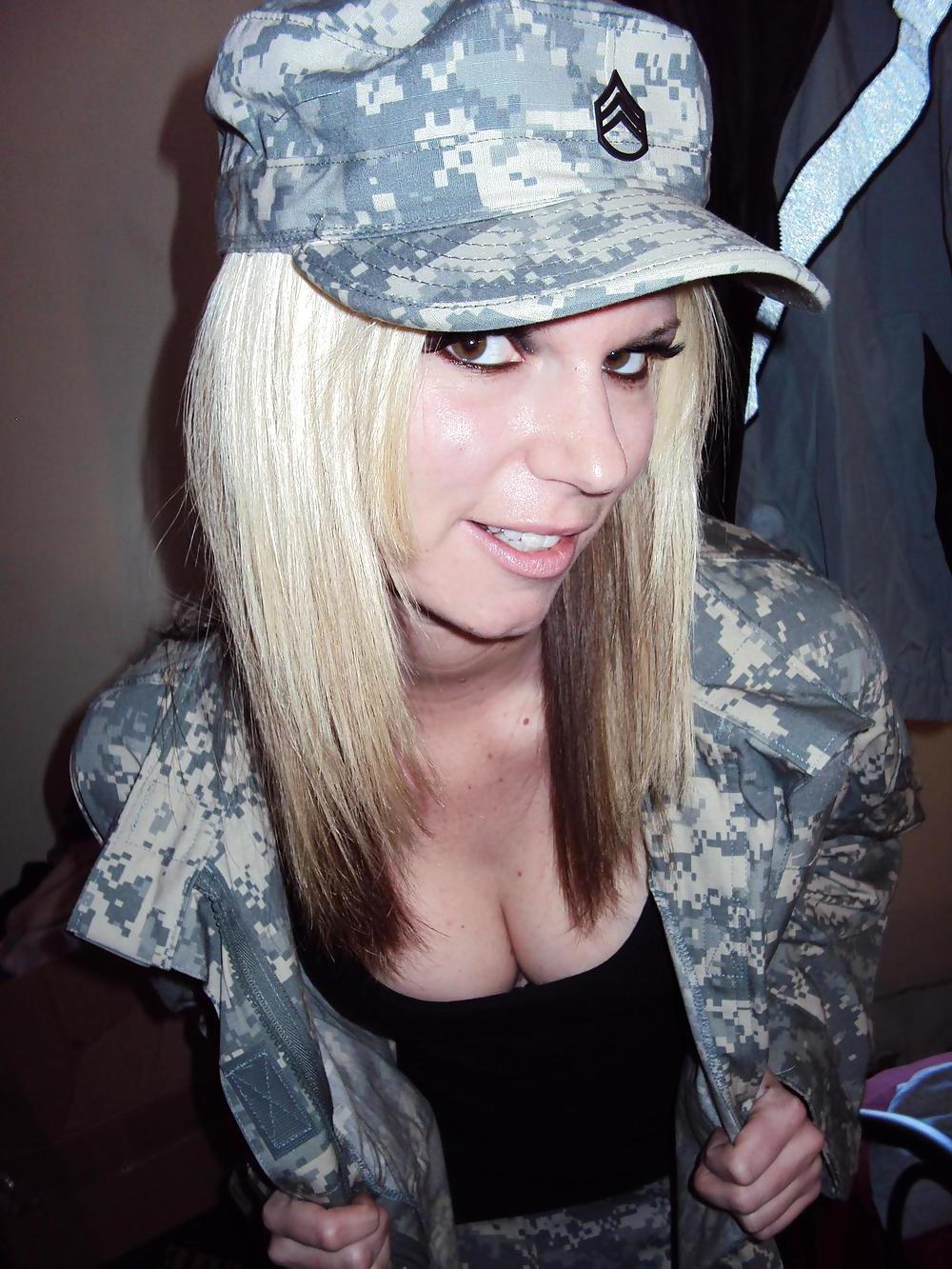 12P Sexy Army Girl 