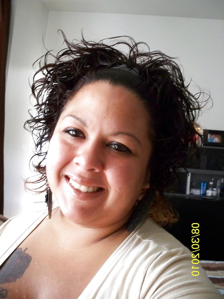 19P Thick wife sexy