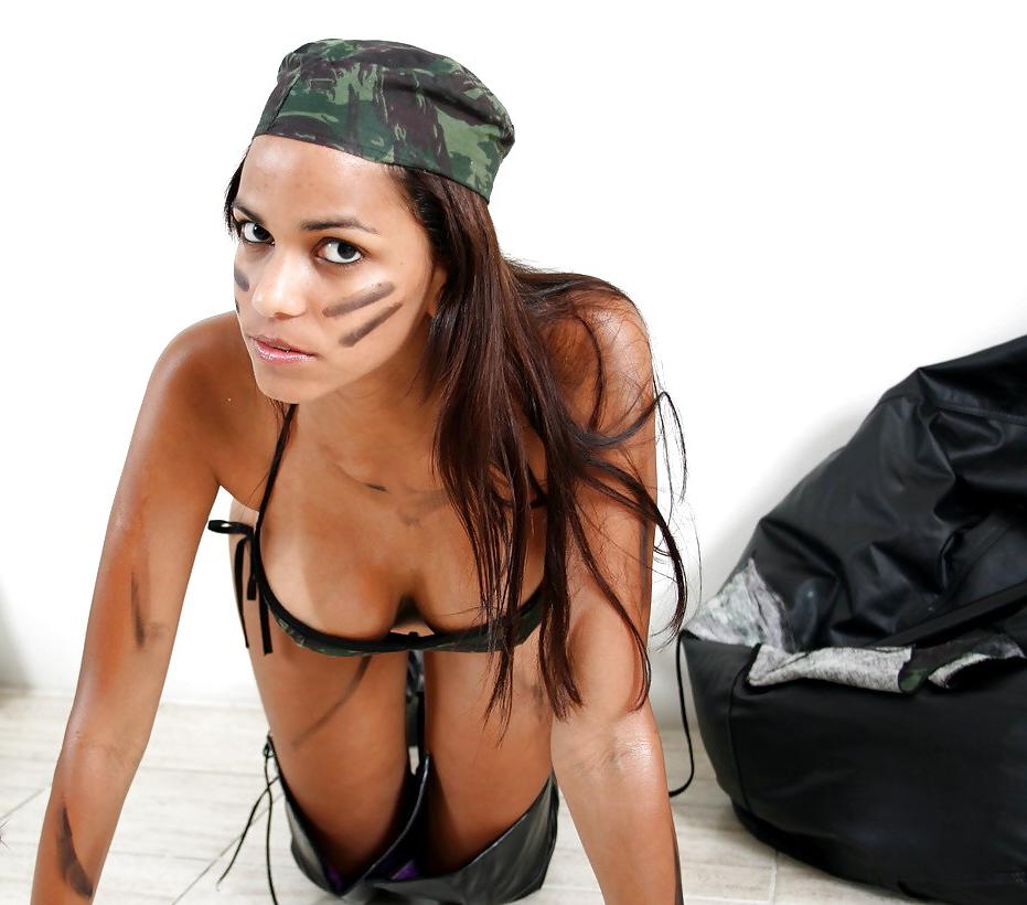 22P Army Babes