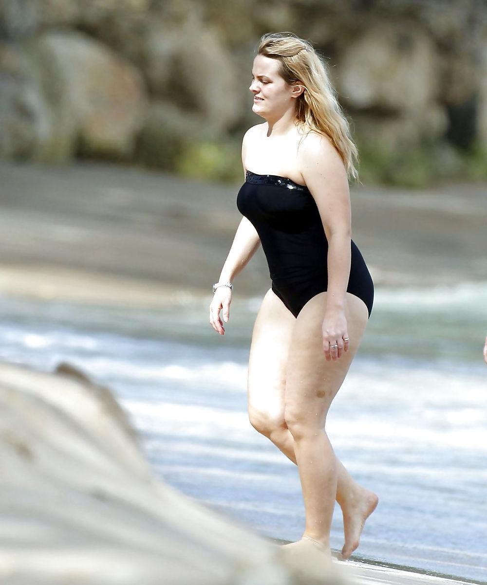 25P Jo Joyner Eastenders Blonde Curvy Chubby UK
