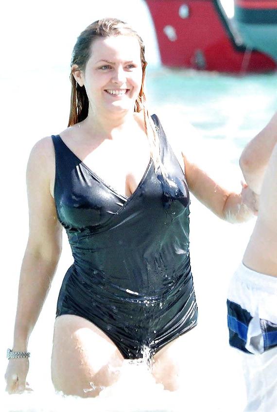 25P Jo Joyner Eastenders Blonde Curvy Chubby UK