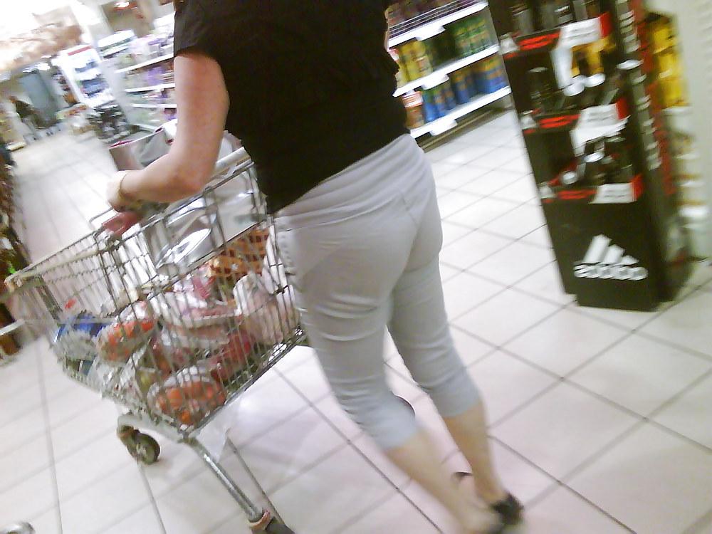 12P Fat israeli ass