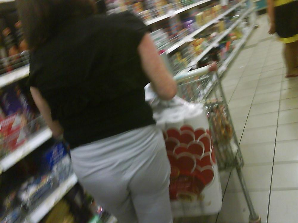 12P Fat israeli ass