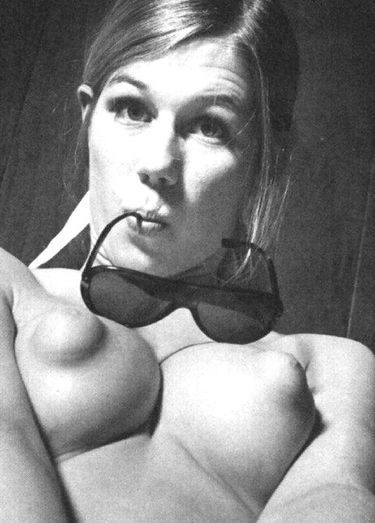 25P Moshe Still Loves Puffy Nipples