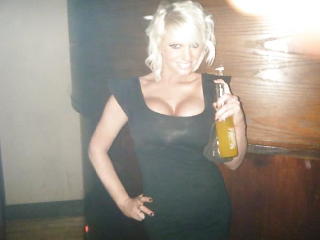 25P Super Sexy Bimbo Babe
