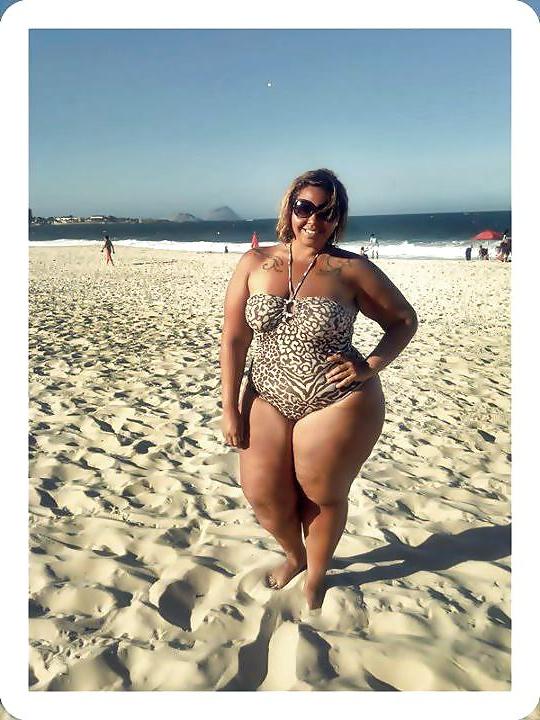 25P Brazilian Friends Big Butt II