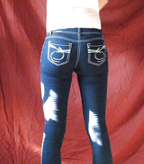 7P Tight Jeans Ass Cock