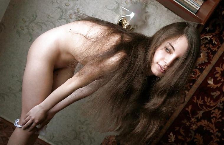 15P Sexy thin brunette
