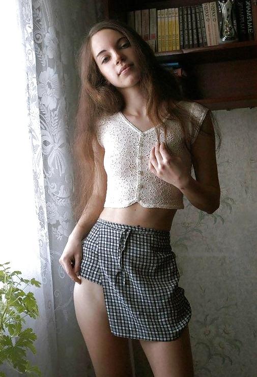 15P Sexy thin brunette