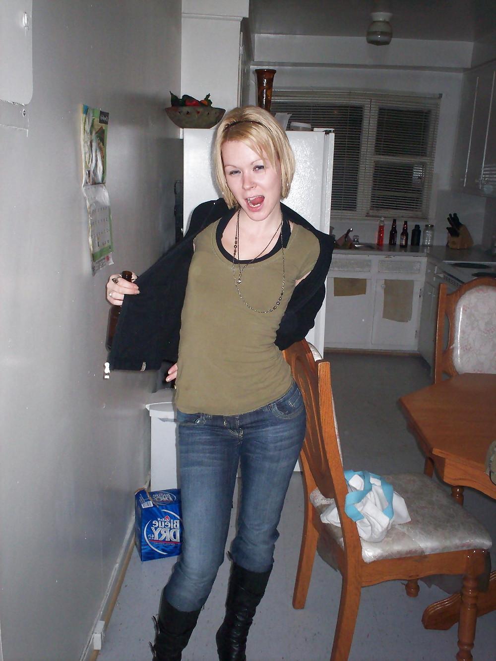 25P Queens in jeans CVII - some lesbians