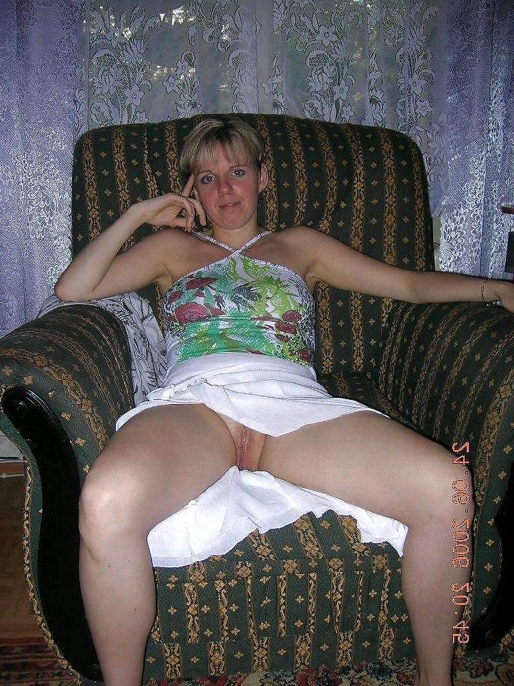 25P Upskirt sluts