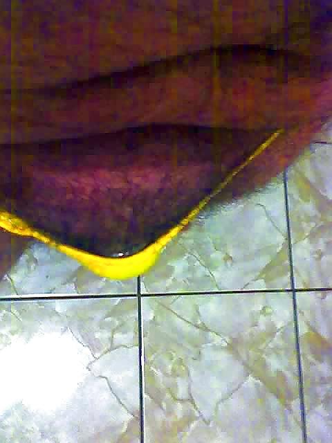 25P Yellow thong!!!