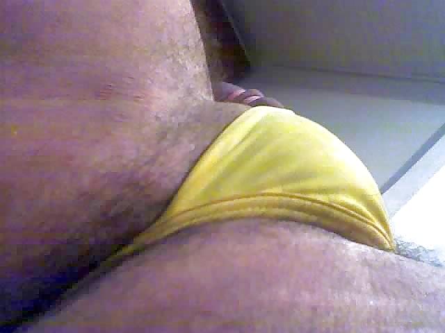 25P Yellow thong!!!