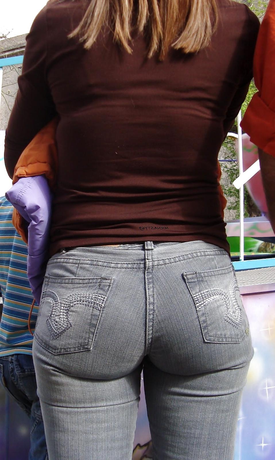 18P Wife In Tight Jeans #1