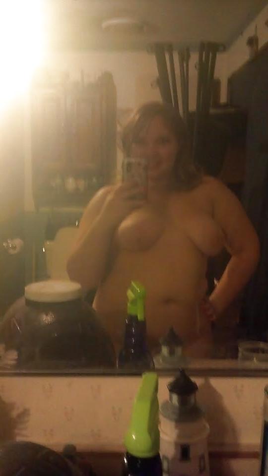 25P Fat whore Ashtyn shows pussy, tits, and spreads ass