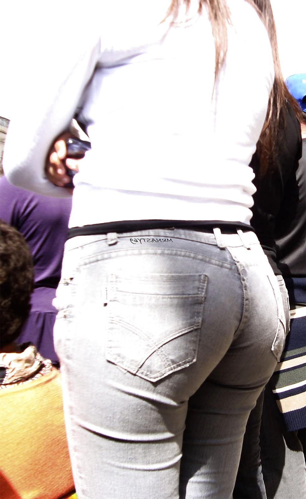 25P Wife In Tight Jeans #10