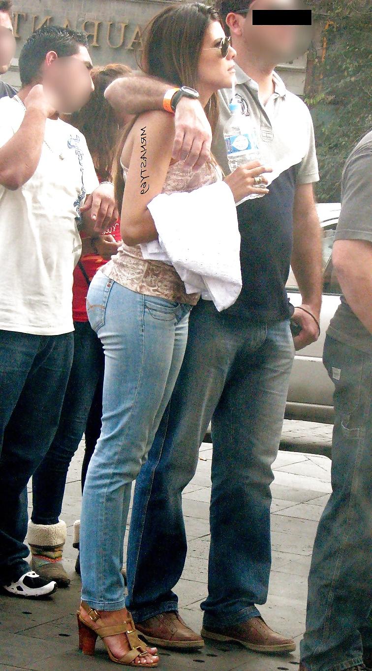 25P Wife In Tight Jeans #10