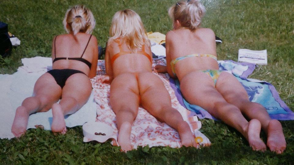 25P Girls in thong