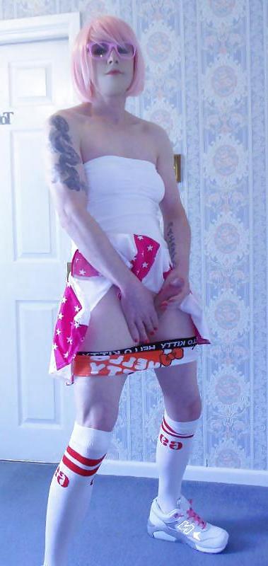 20P Tranny Pretty Kitty Cheerleader part 2 ( naughty pics )