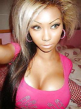 12P Perfect Bimbo Girls
