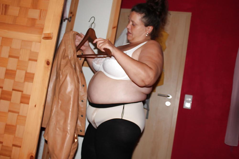 11P Fat german wife 