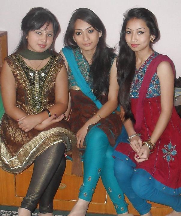12P Nepali private sex girl 2